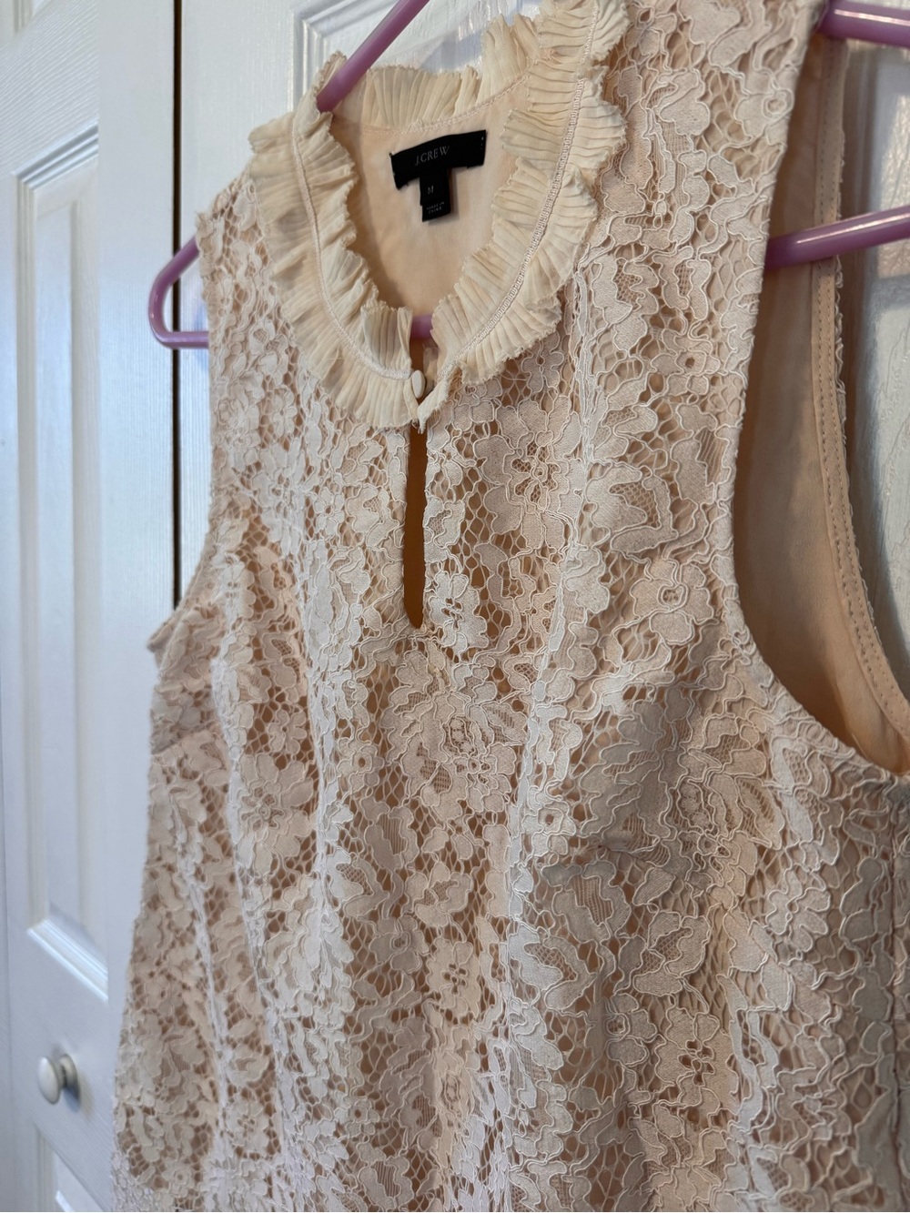 J.Crew Lace Overlay Sleeveless Ruffle Collar Blouse Cream Beige Size Medium - Picture 4 of 12